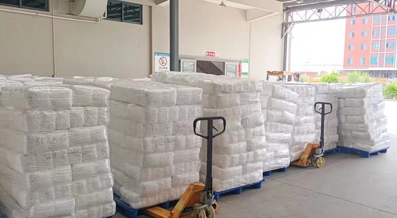 Phụ nữ có độ hấp thụ cao và màu sắc khác nhau